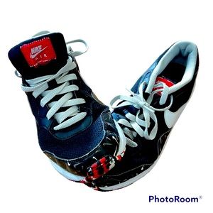 Black Nike air max size 9.5